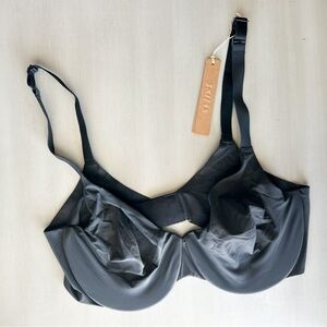SKIMS Smoothing Intimates